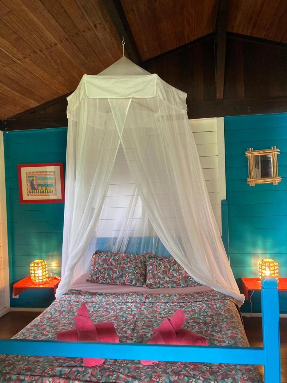 Piton Bungalows Ecolodges Deshaies Kültér fotó