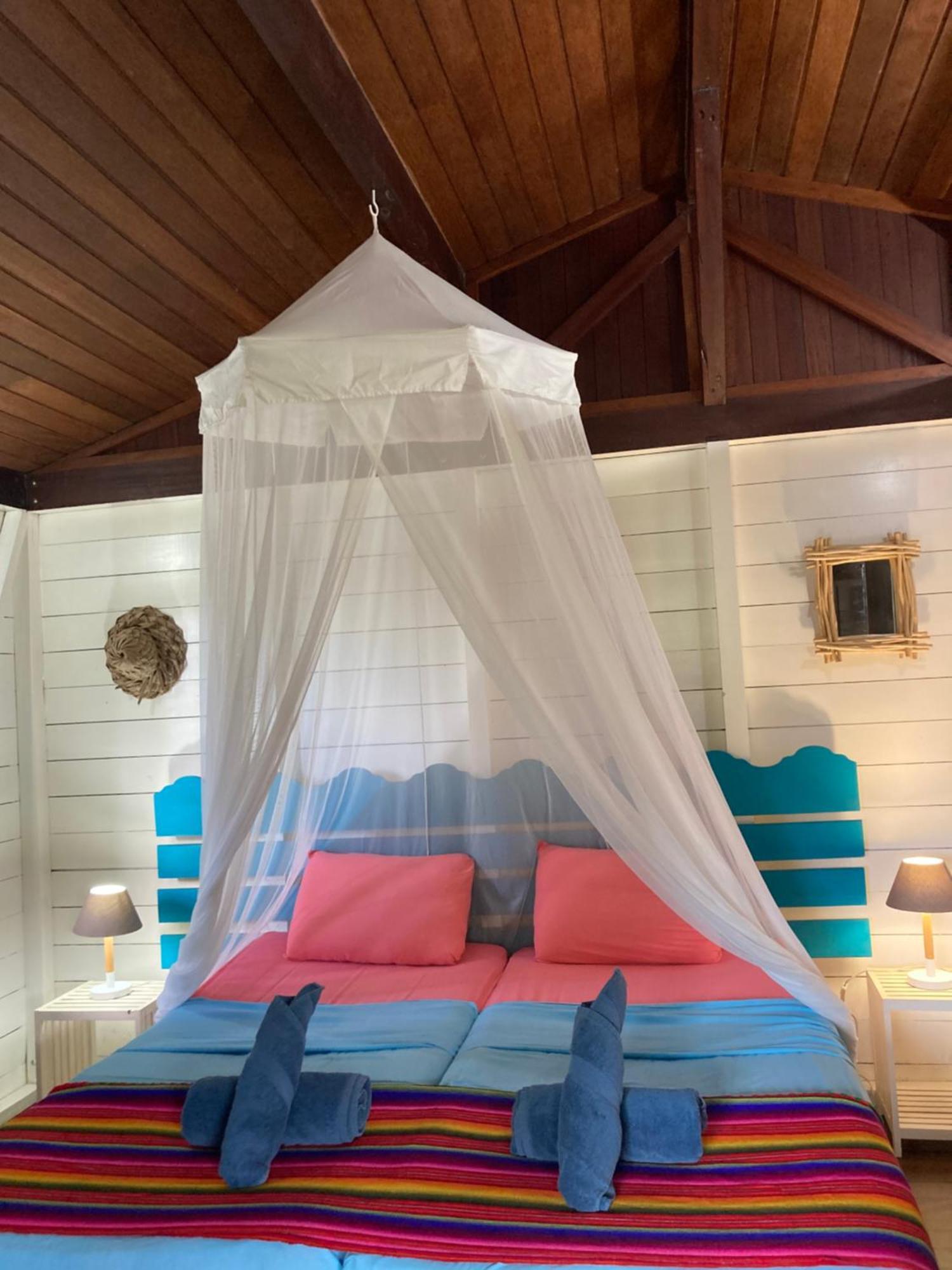 Piton Bungalows Ecolodges Deshaies Kültér fotó